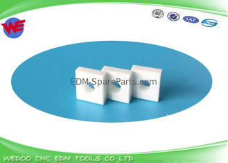 De witte van de de Verbruiksgoederensnijder van Makino EDM Eenheid Ceramische 12.7x12.7x4.75TX ID4.9 N501