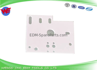 M303 X053C228G52 Isolator Keramische plaat 120*105*11mm