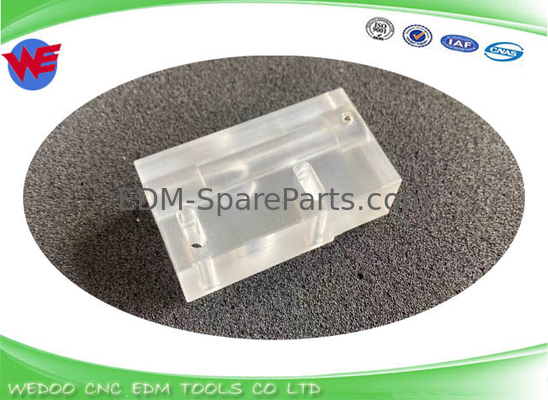 A290-8119-X393 Voedingsdraadleidingsblok Polycarbonaat 33.5*21*62 Voor Fanuc EDM-onderdelen