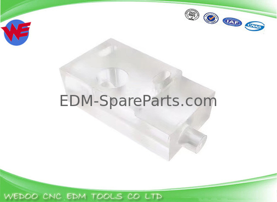 A290-8112-X393 Voedingsdraadgidsblok Polycarbonaat voor Fanuc 70.5 X 34 X 21 mm