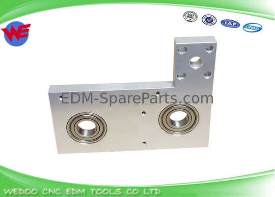 SS Materiaal DWC Fanuc draad EDM slijtageonderdelen A290-8119-X384 Lagerplaat 135*108MM